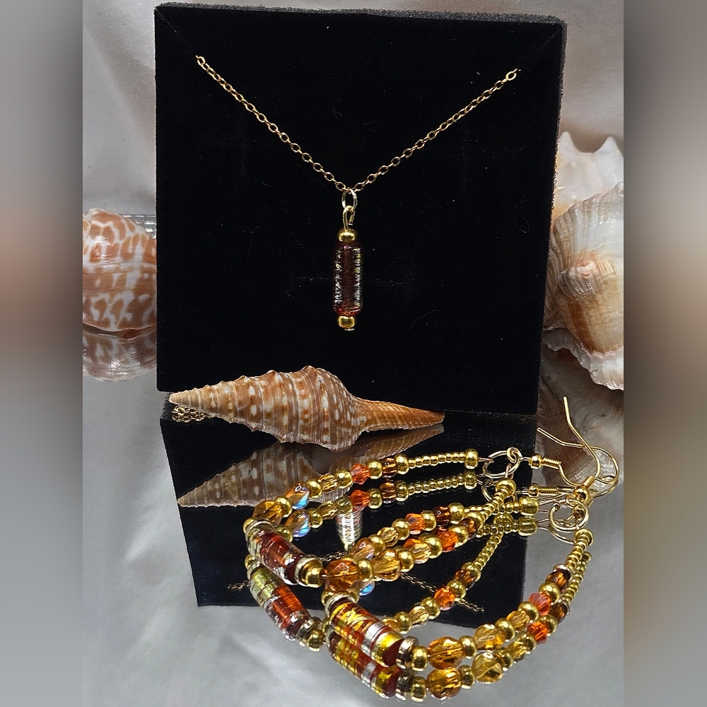 Stunning Handmade Orange, Amber and Gold Beaded Necklace & Hoop Earings Set